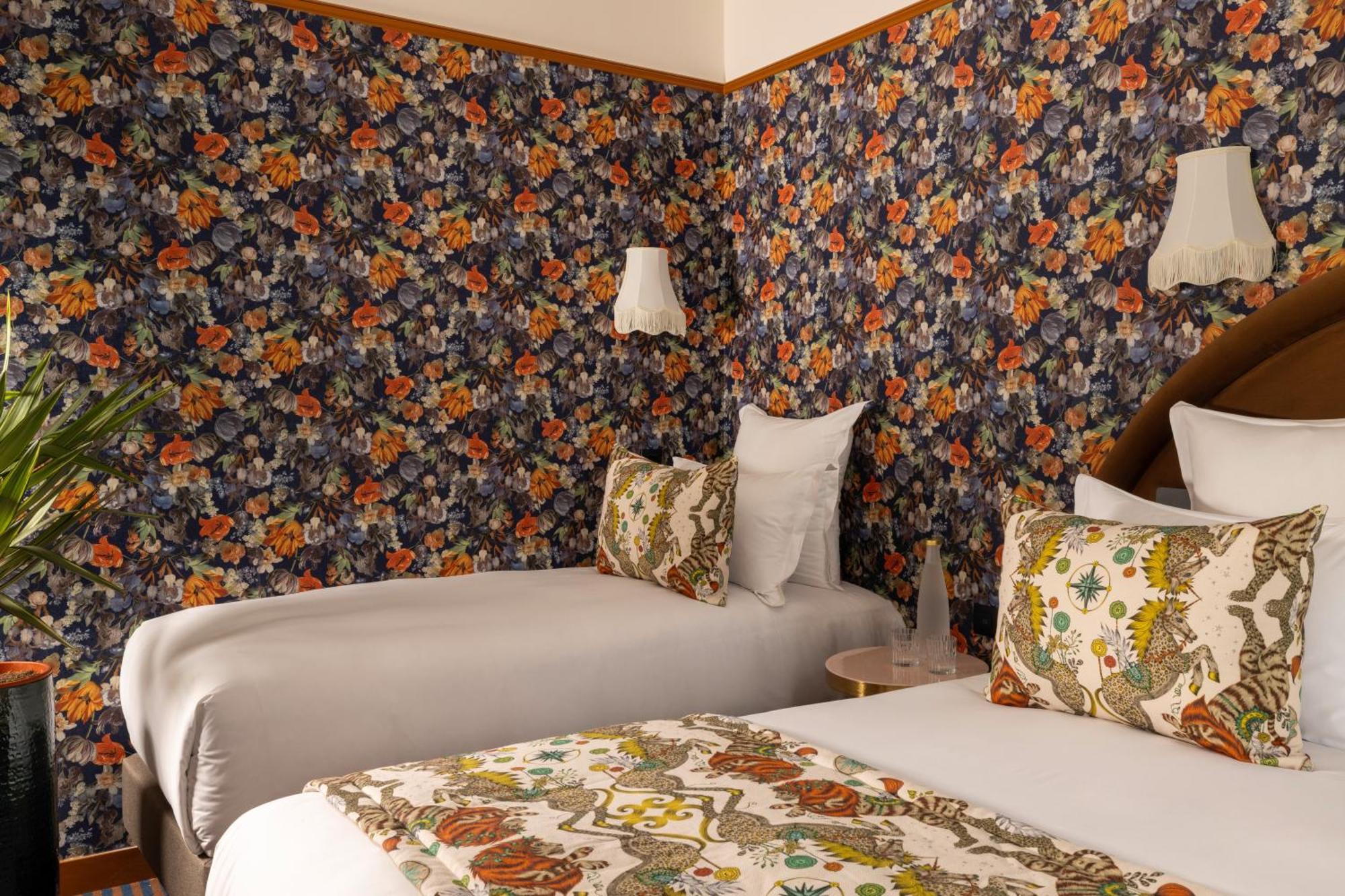 Hotel Ginette A La Folie & Spa Párizs Kültér fotó
